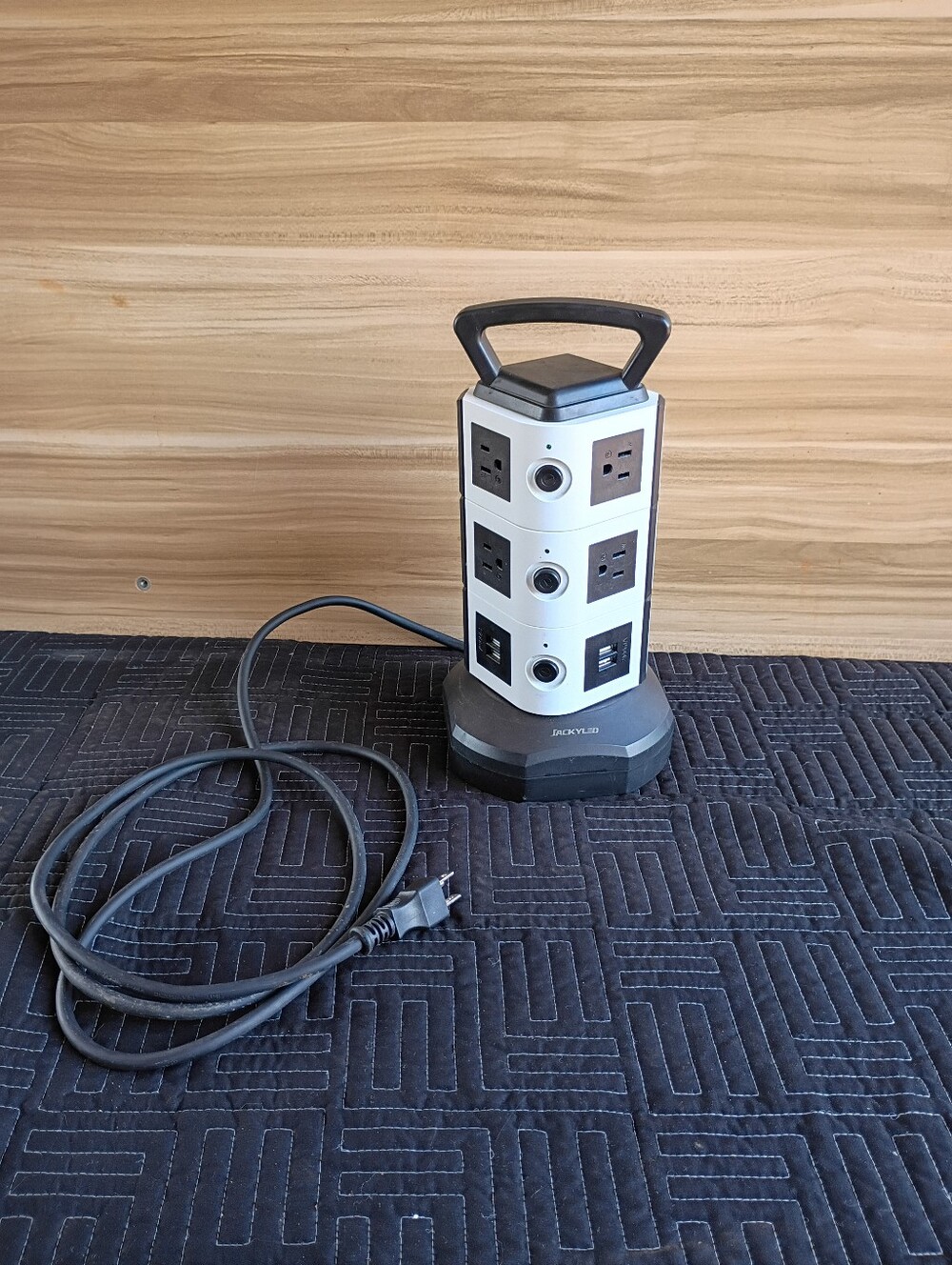 Jackyled Tower Power Strip Surge Protector with USB Ports